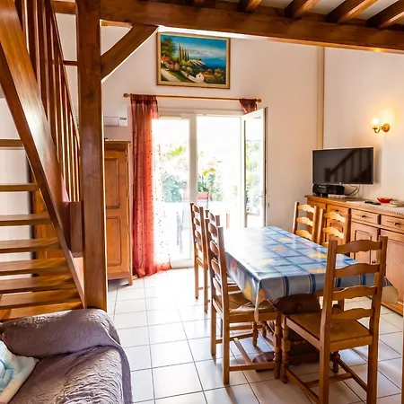 Charmante Maison A Avec Vue Sur Montagne Holiday home