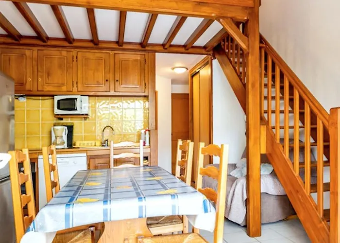 Hébergement de vacances Maison De 2 A Sur A 600 M De La Avec Terrasse *